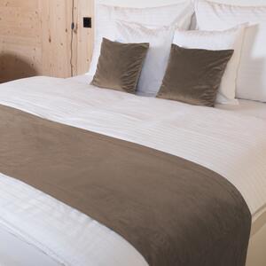 Biante Sametový přehoz/běhoun na postel Velvet Premium SVP-005 Světle hnědý Na míru