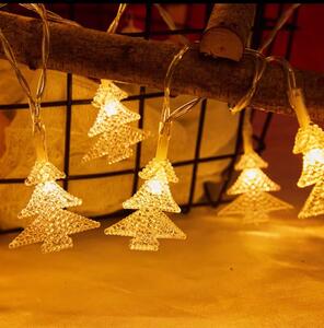 Vnitřní světelný vánoční řetěz s LED diodami ve tvaru vánočního stromečku - teplá bílá, bílý kabel, 6m, 50 LED