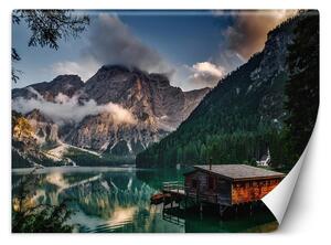 Fototapeta Chata na horském jezeře Materiál: Vliesová, Rozměry: 200 x 140 cm
