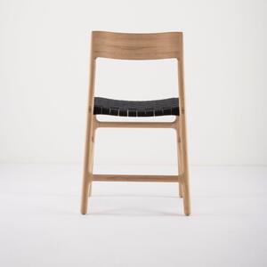 Jídelní židle z masivního dubového dřeva s černým sedákem Gazzda Fawn
