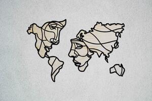 Mapa světa - obličeje Velikost: 30 cm, Barva pozadí: Bez pozadí, Barva obrysu: Přírodní