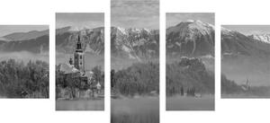 5-dílný obraz kostel u jezera Bled ve Slovinsku v černobílém provedení - 100x50 cm