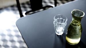 Lyon Beton jídelní stoly Donut Rectangular Bistro Table In Black