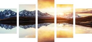 5-dílný obraz oslnivý západ slunce nad horským jezerem - 100x50 cm