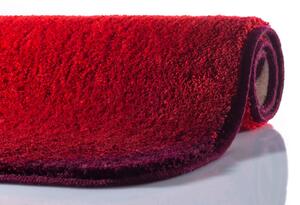 GRUND Koupelnová předložka MOON rubínová Rozměr: 47x50 cm - na víko od WC nebo jako podsedák na židli