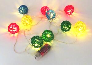 LED světelný řetěz s 10 barevnými proutěnými koulemi 2m
