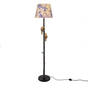 Stojací lampa
