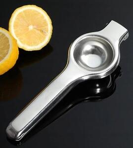 Verk Ruční odšťavňovač na citrusy nerez