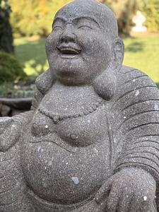 Socha šťastný Buddha Bodhidharma – ručně tesaná z vulkanického kamene, Bali (60 a 80 cm)
