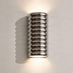 Lucande LED nástěnné světlo Riff, stříbrné, keramika, výška 25 cm, stmívatelný, Chrom / stříbro, Chodba, Keramika, Design