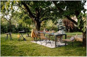Set zahradního nábytku Bonami Selection se stolem Strong a židlemi Gabriela