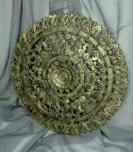Závěsná dekorace Mandala zlatá patina, 60 cm, dřevo