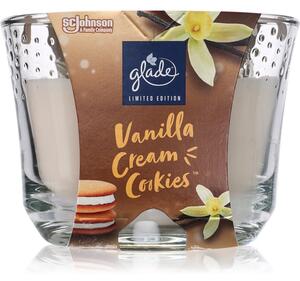 GLADE Vanilla Cream Cookies vonná svíčka 204 g