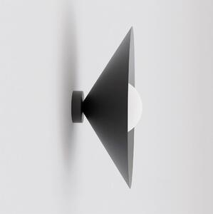 Nástěnné svítidlo MONO K1M – černé, opálové sklo, 1× E14, šířka 40 cm