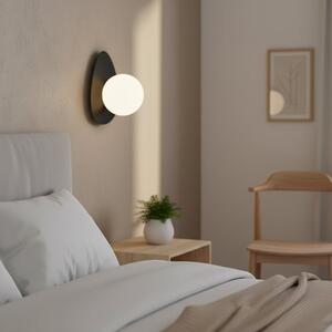 Nástěnné svítidlo OVO K1 – černé, bílé sklo, 1× G9, šířka 15 cm