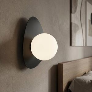 Nástěnné svítidlo OVO K1 – černé, bílé sklo, 1× G9, šířka 15 cm