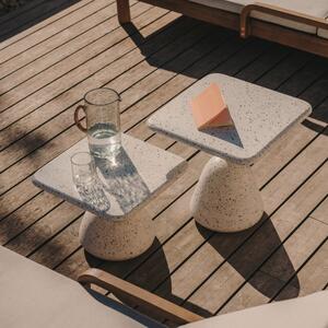 Bílý terrazzo zahradní stolek Kave Home Saura 48 x 48 cm