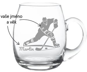 Dekorant Ručně foukaný kulatý půllitr pro hokejistu HOKEJISTA S PUKEM