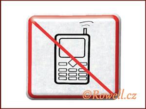 NZ. 'Zákaz telefon' stříbrná