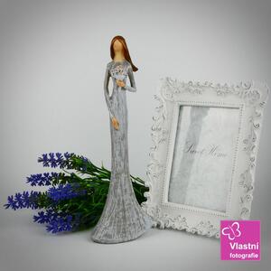 Soška- dáma v šedých šatech s květinami- 24 cm