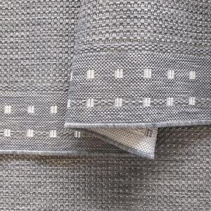 Jednobarevný šedý koberec s geometrickým vzorem Šířka: 80 cm | Délka: 150 cm