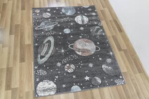 Makro Abra Dětský kusový koberec Lima C288A Vesmír Planety Rakety šedý Rozměr: 80x150 cm