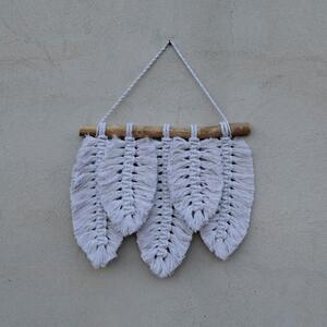 Peříčka bílá (závěsná dekorace)