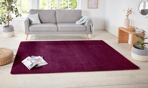 Kusový koberec Nasty 102368 Brombeer Violett 67x120 cm
