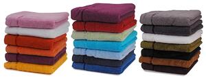 Jednobarevný froté ručník z extra jemné bavlny (mikrobavlny). Barva ručníku je antracitová. Rozměr ručníku 50x100 cm. Plošná hmotnost 450 g/m2. Praní na 60°C
