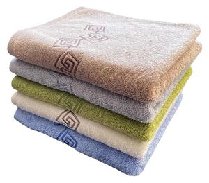 Nechte se hýčkat froté ručníkem a osuškou DENY vyrobeným z kvalitní 100% bavlny s gramáží 450 g/m2. Je velmi jemný na dotyk. Výšivka v dolní části. Barva ručníku je modrá