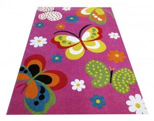 Růžový koberec s motivem Motýli