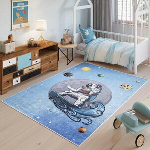 Modrý dětský koberec s kosmonautem