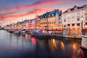 Fotografie Copenhagen, Denmark at Nyhavn Canal, SeanPavonePhoto