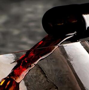 Ozdobný paraván, Vůně červeného vína - 110x170 cm, třídílný, klasický paraván