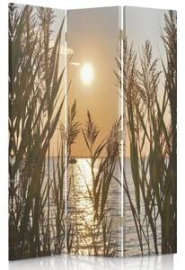 Ozdobný paraván Západ slunce u jezera - 110x170 cm, třídílný, klasický paraván