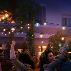 Philips Hue LED světelná řetěz Festavia Globe 14 m 20 ks IP65, stmívatelný, Černá, kov, Moderní