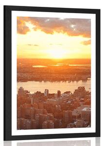 Plakát s paspartou západ slunce nad městem New York