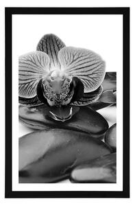 Plakát s paspartou masážní wellness kameny v černobílém provedení