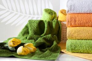 Bavlněný froté ručník MUSA 50x90 cm, žlutá, 500 gr Mybesthome