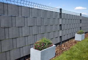 Stínící krycí páska na plot MATA šedá různé rozměry MyBestHome Rozměr: 4,7 cm x 48 metrů