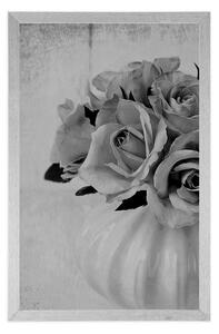 Plakát růže ve váze v černobílém provedení
