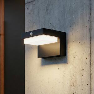 Lindby LED solární nástěnné svítidlo Eleazar, černé, senzor, stmívatelné, Černá, Hliník, Moderní