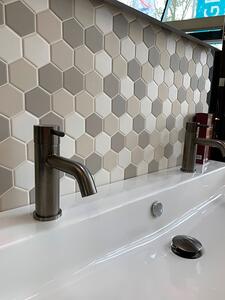 FIN Keramická mozaika bílá; šedá; béžová Mozaika HEX 5 White Mix 5,1x5,9 (28,1x32,5) cm - LOH10MIX2