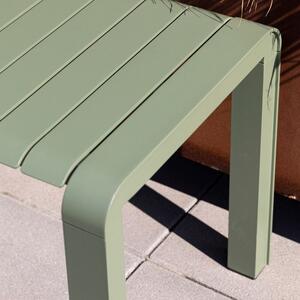 Zelená kovová zahradní lavice ZUIVER VONDEL 175 x 45 cm