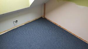Metrážový koberec Office-O 2135 - P - třída zátěže 32 4 m