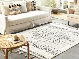 Bavlněný koberec 140 x 200 cm bílý/černý KHOURIBGA