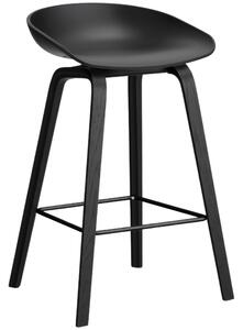 Černá plastová barová židle HAY AAS 32 s dubovou podnoží 65 cm