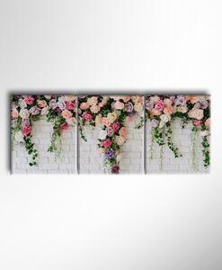 Malvis ® Obraz Stěna obklopená růžemi ROZMĚR (šířka x výška): třídílný obdélník 150x60 cm