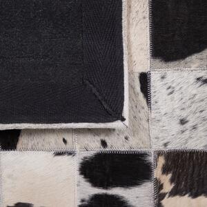 Kožený koberec černobílý 140x200 cm KEMAH