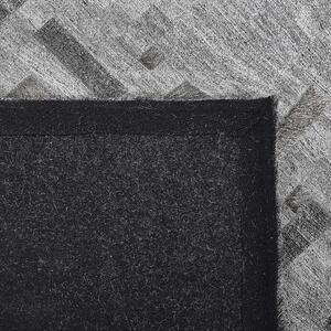 Kožený koberec 140 x 200 cm šedý DARA